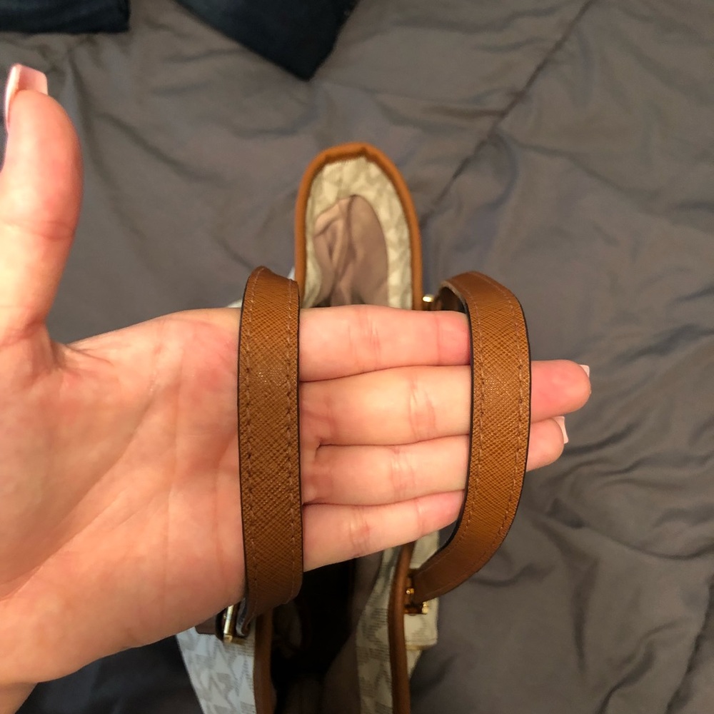Almost new Michael Kors purse